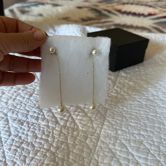 Pearl earrings - Picture 2 of 3